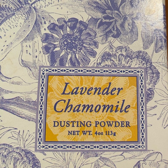 Lavender Chamomile Shea Butter Soap Set & Dusting Powder - Picture 4 of 16